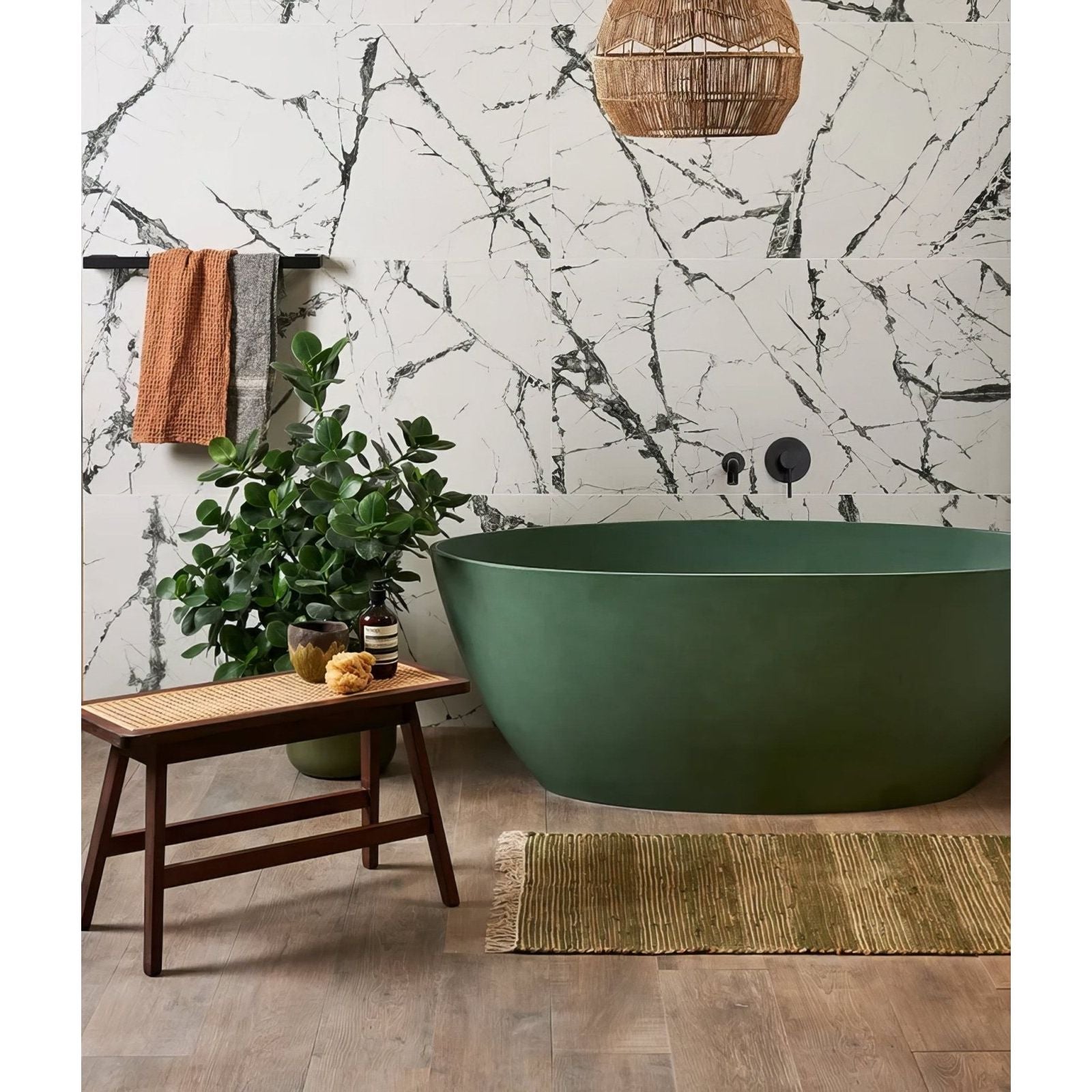Franklin Porcelain Dark – close-up of porcelain surface texture