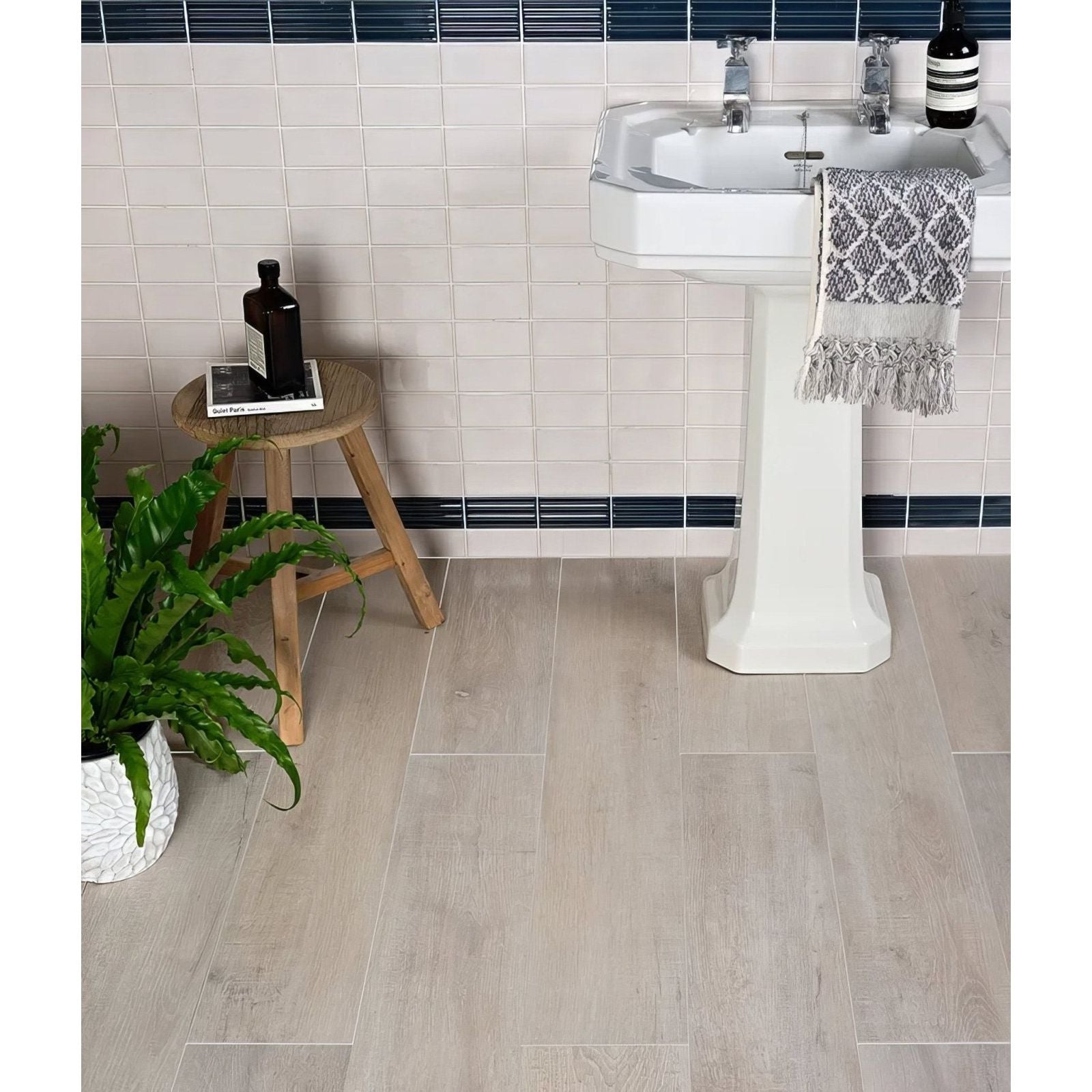 Franklin Porcelain Pearl in a kitchen setting
