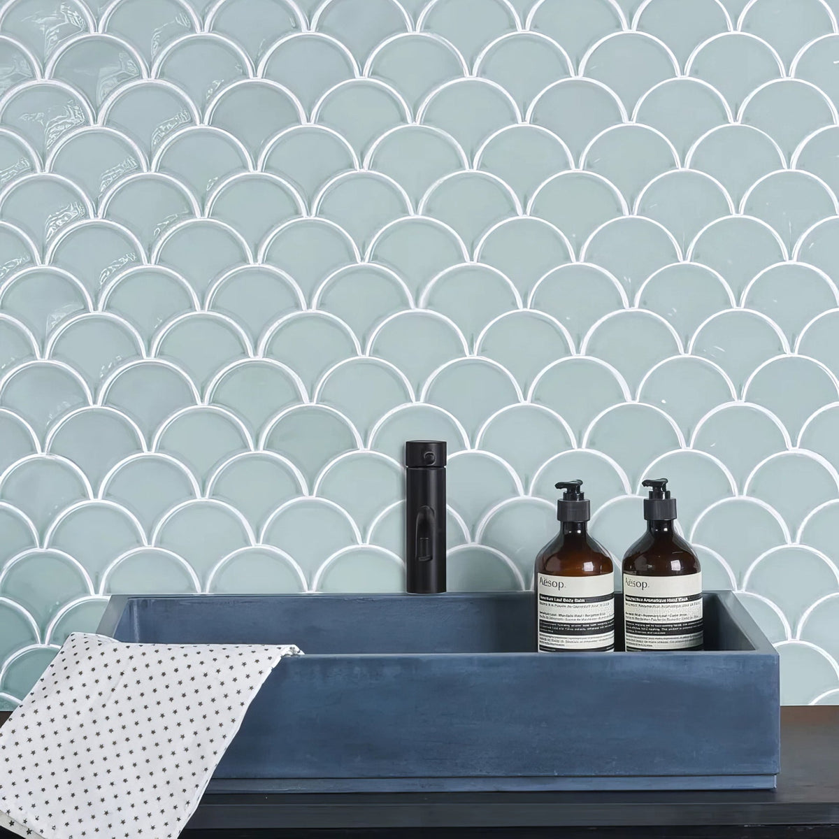 Gelato Porcelain Mosaic Mint Wall Tile 27.3x25.9cm in a bathroom setting