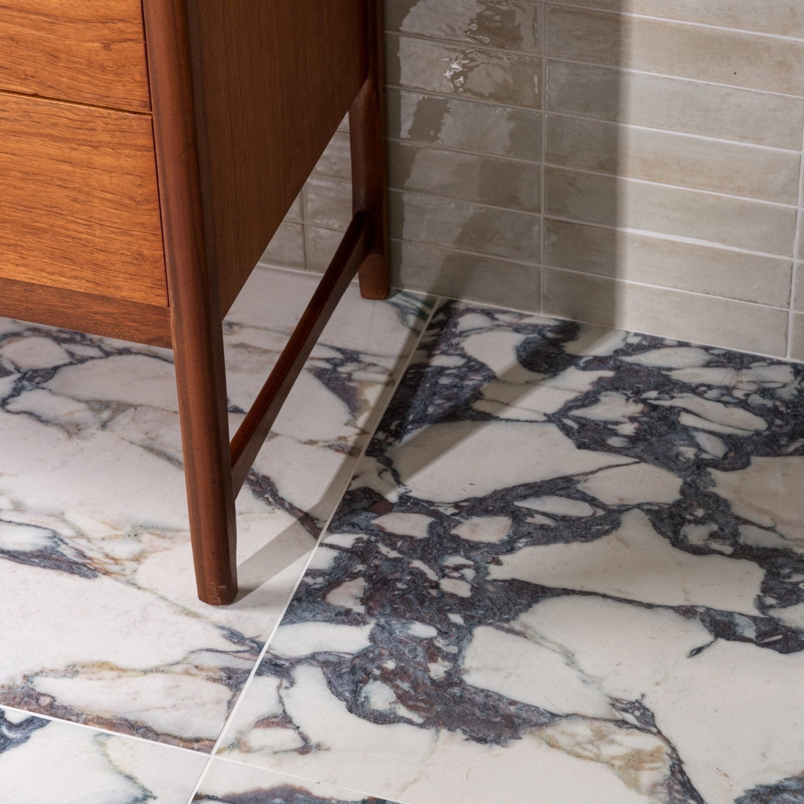 Savoy novo porcelain matt floor tiles 60 x 60cm white and dark gray marble effect with natural veining pattern