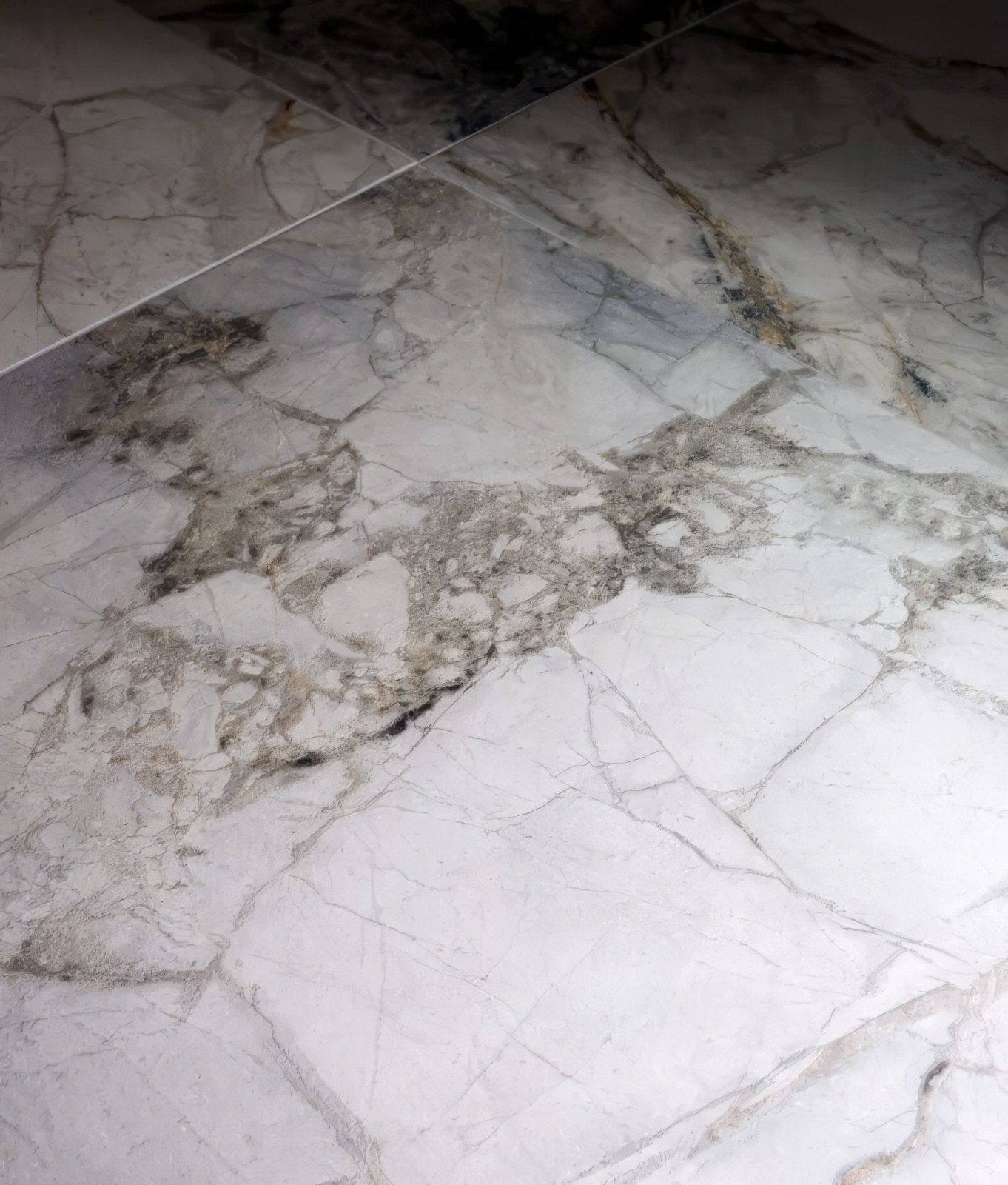 Sculpture Grande Porcelain Invisible Blue