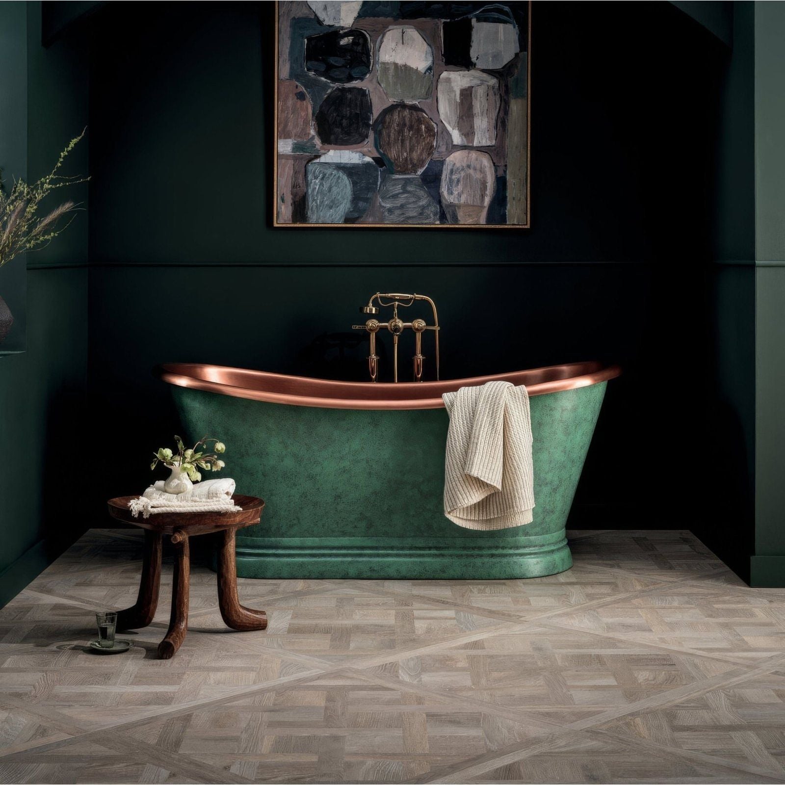 A sherwood oak 80 x 80cm vintage-style copper bathtub with verdigris patina and ornate brass fixtures