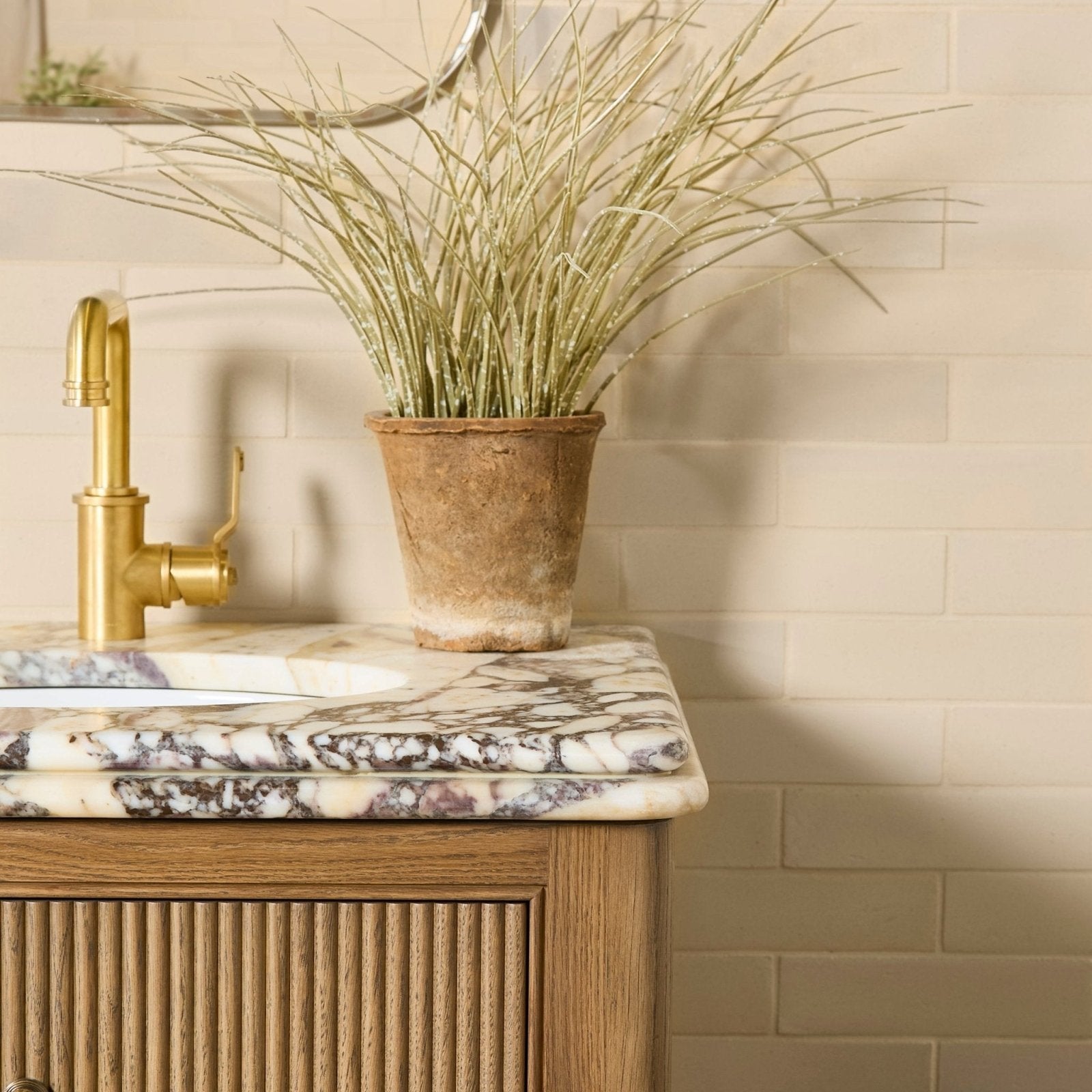 Stone Glaze Ceramic Linen Gloss Brick cream glazed brick tiles in a setting