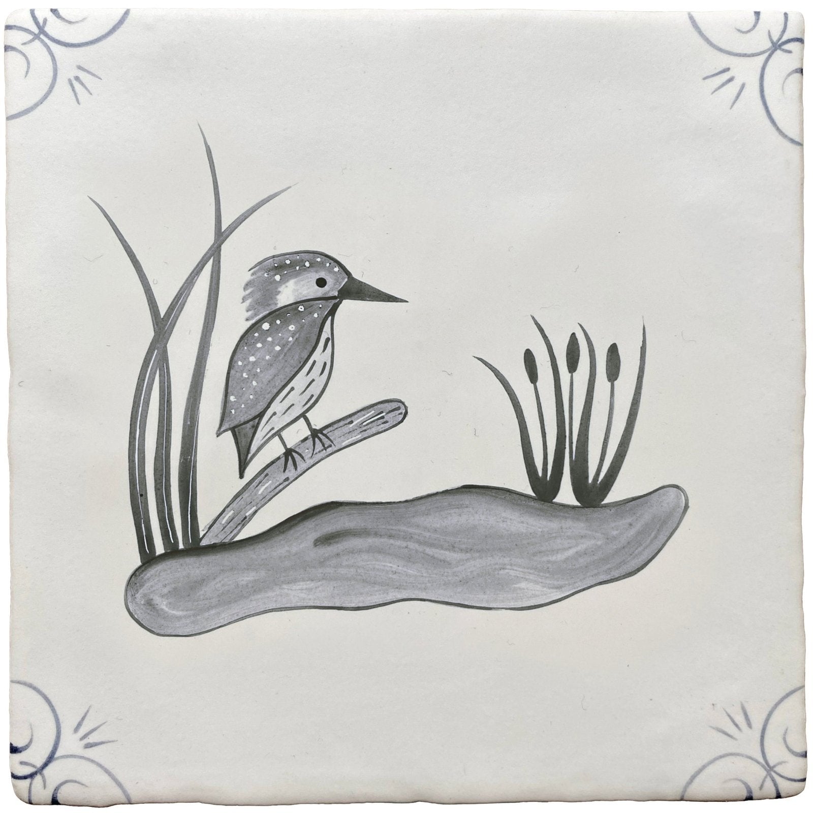 Traditional English Delft Kingfisher – detail view 2