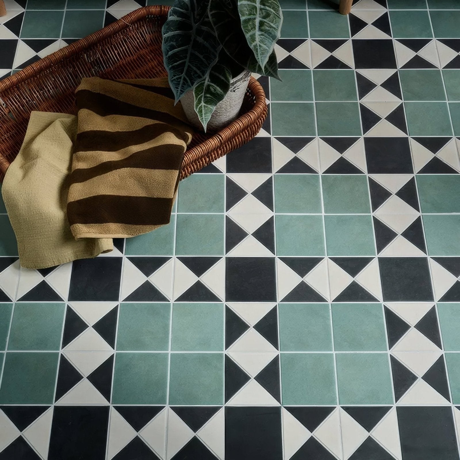 Victorian Style Porcelain Finchley Pattern Forest green