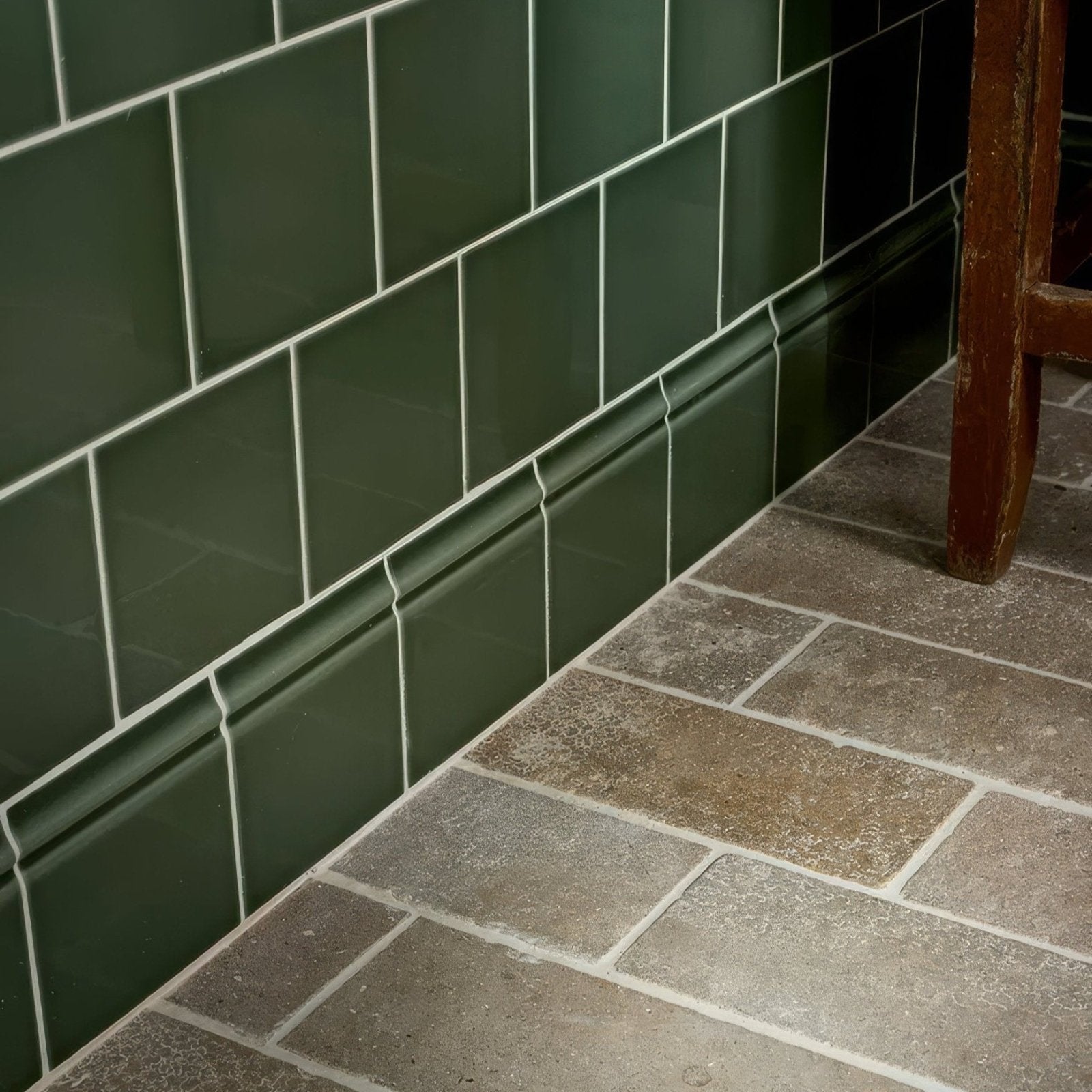 Wall Ceramic Cabbage Green Skirting