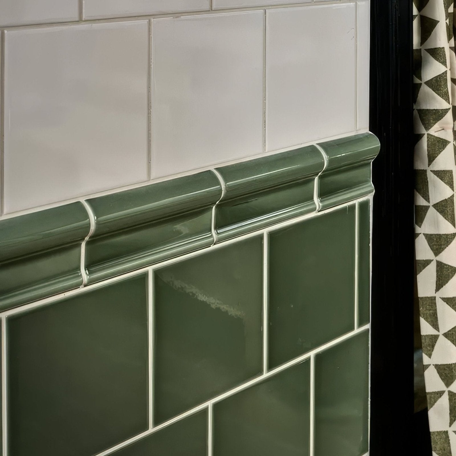 Dark green ceramic tile trim with glossy finish and curved decorative profile for victorian style wall ceramic cabbage green square