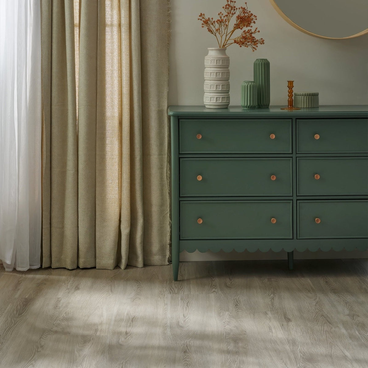 Weymouth Alaskan Oak light grey oak wood-effect flooring