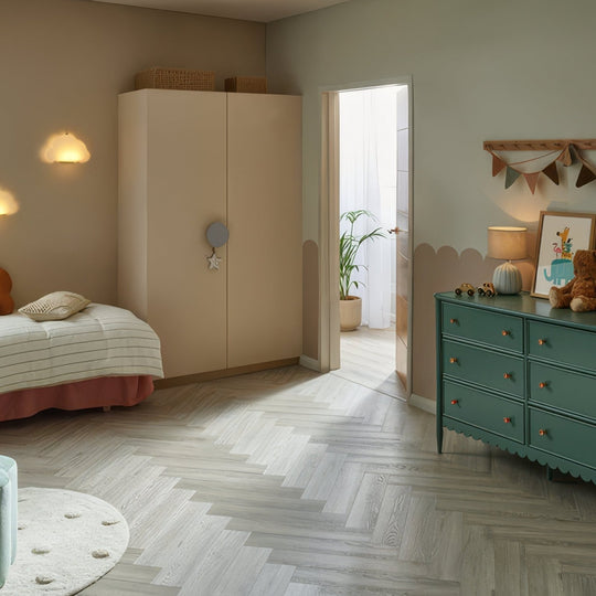 Weymouth Alaskan Oak Herringbone - alternate view
