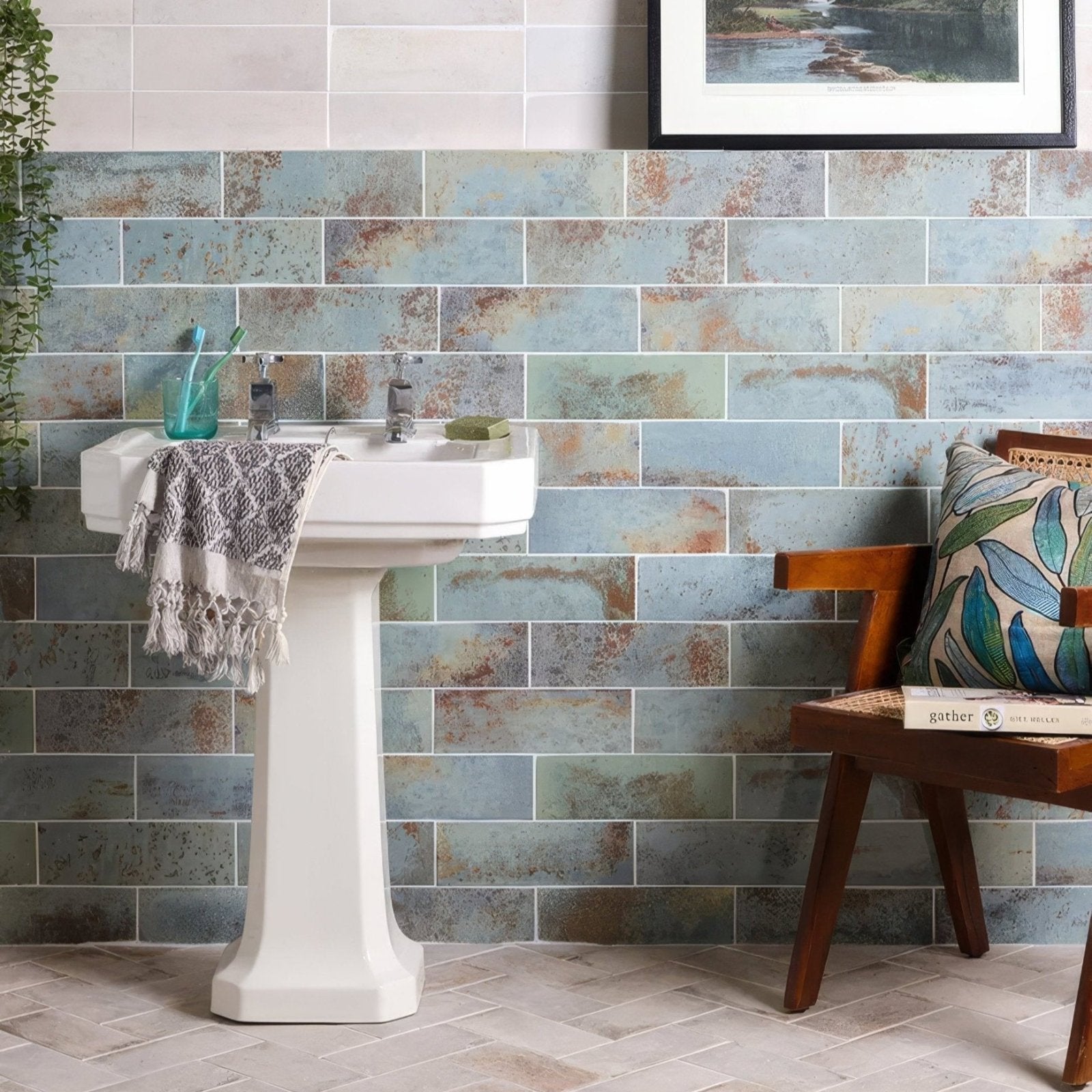 White pedestal sink wightwick ceramic azure with sleek modern design and smooth ceramic surface