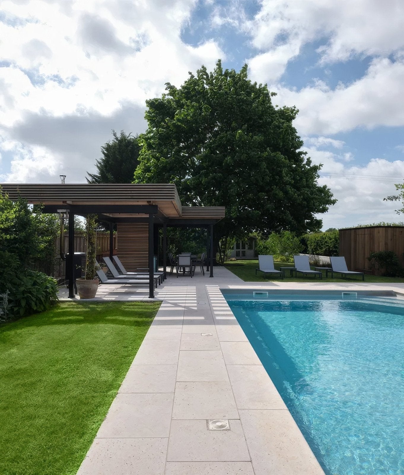 Wychwood Limestone Etched Finish