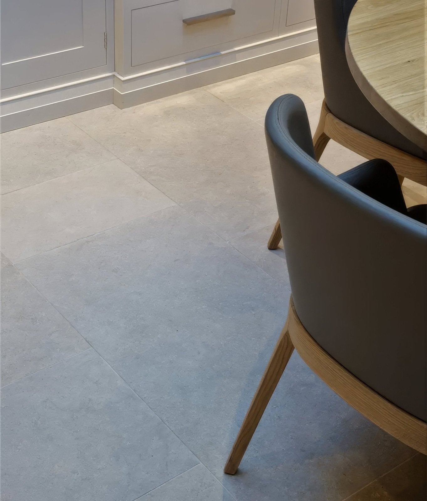 Wychwood Limestone Etched Finish