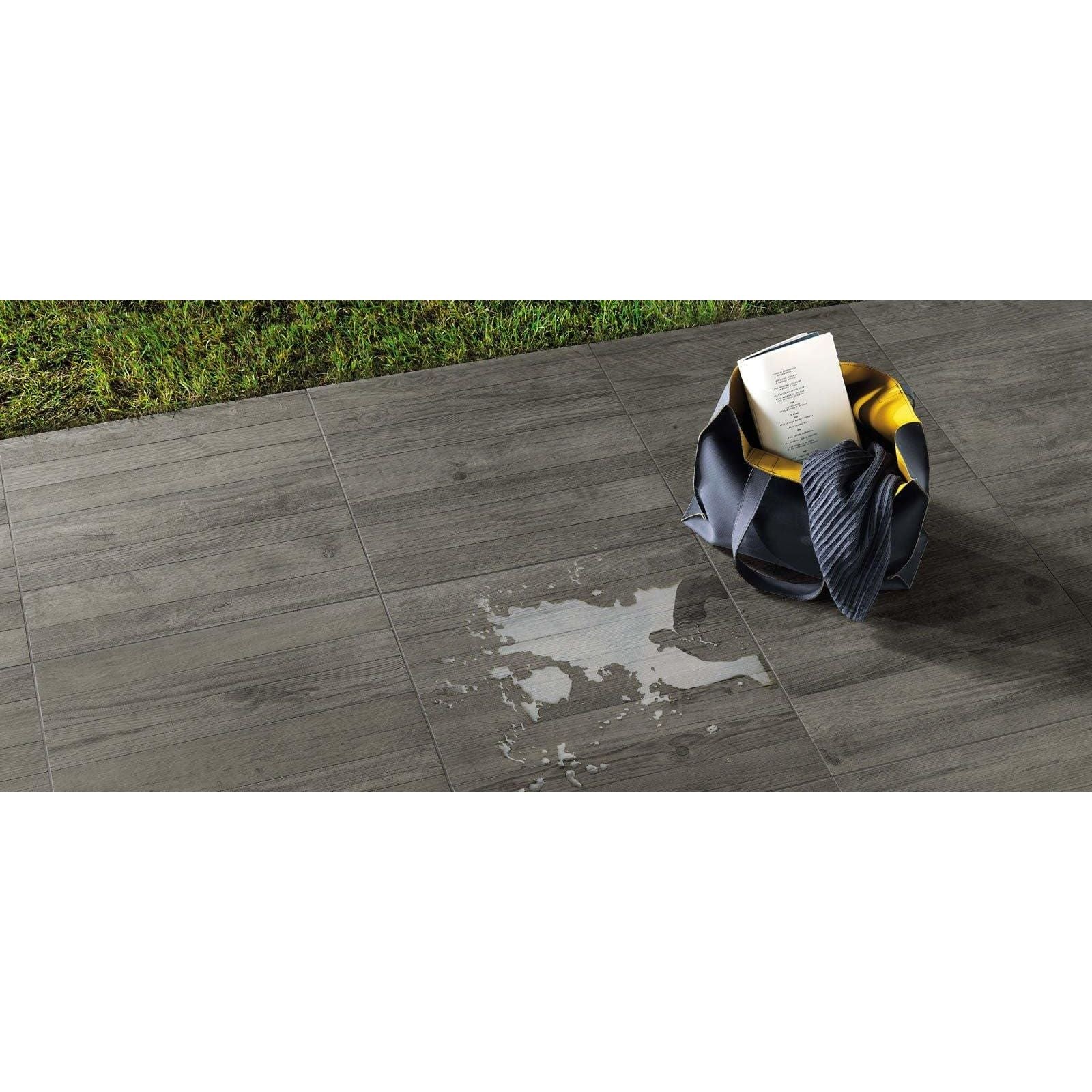 Axis Outdoor – Grey Timber 20mm