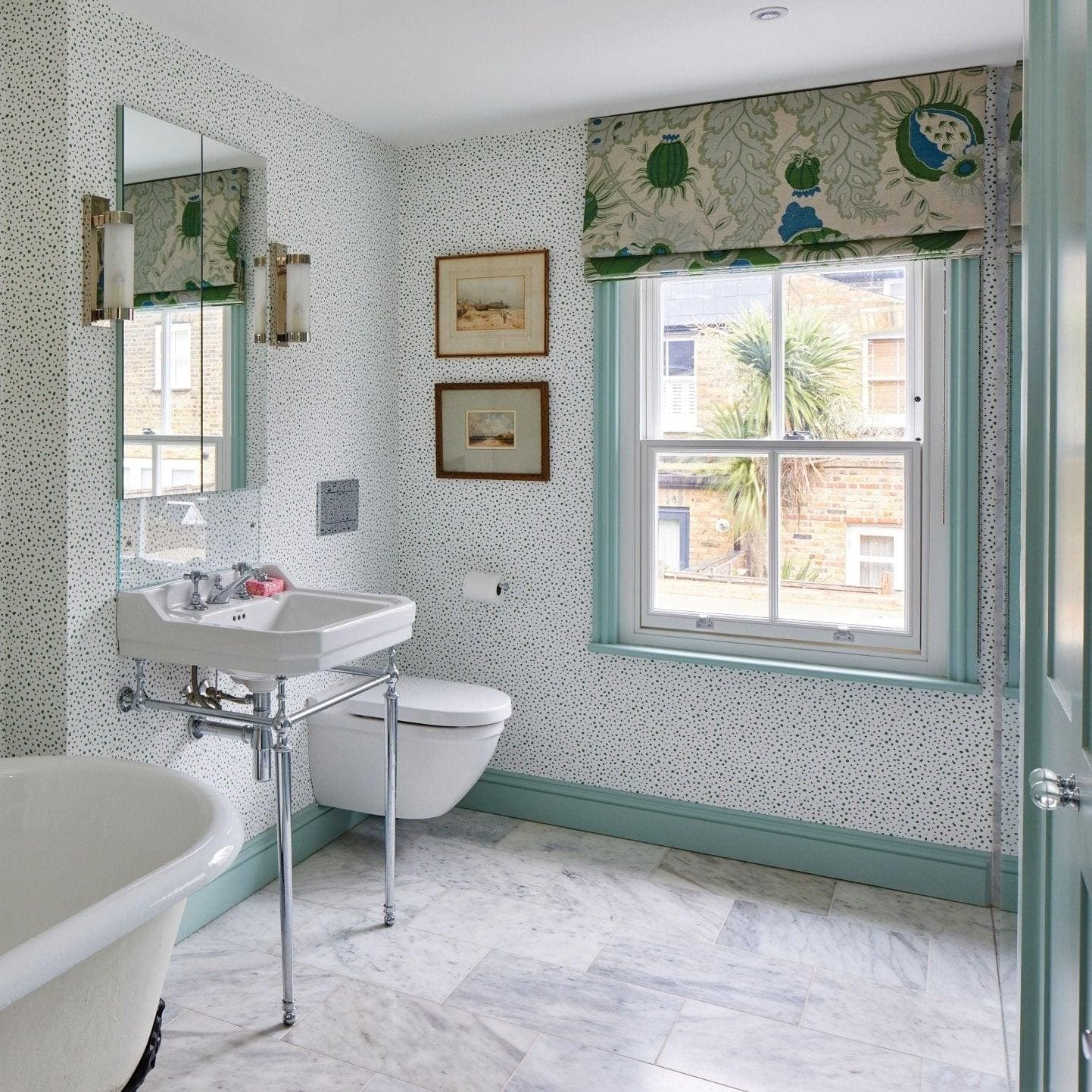 Carrara Miscela Honed Marble 61 x 30.5cm