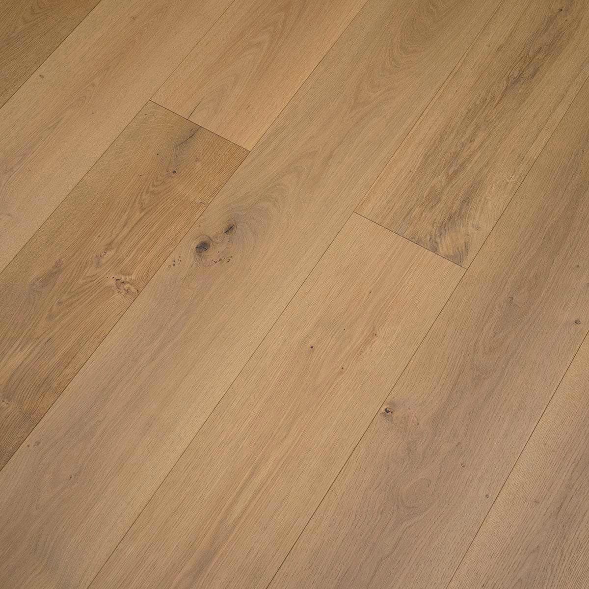 Light oak hardwood flooring DC203 white smoked oak with natural wood grain and subtle knots for interior use