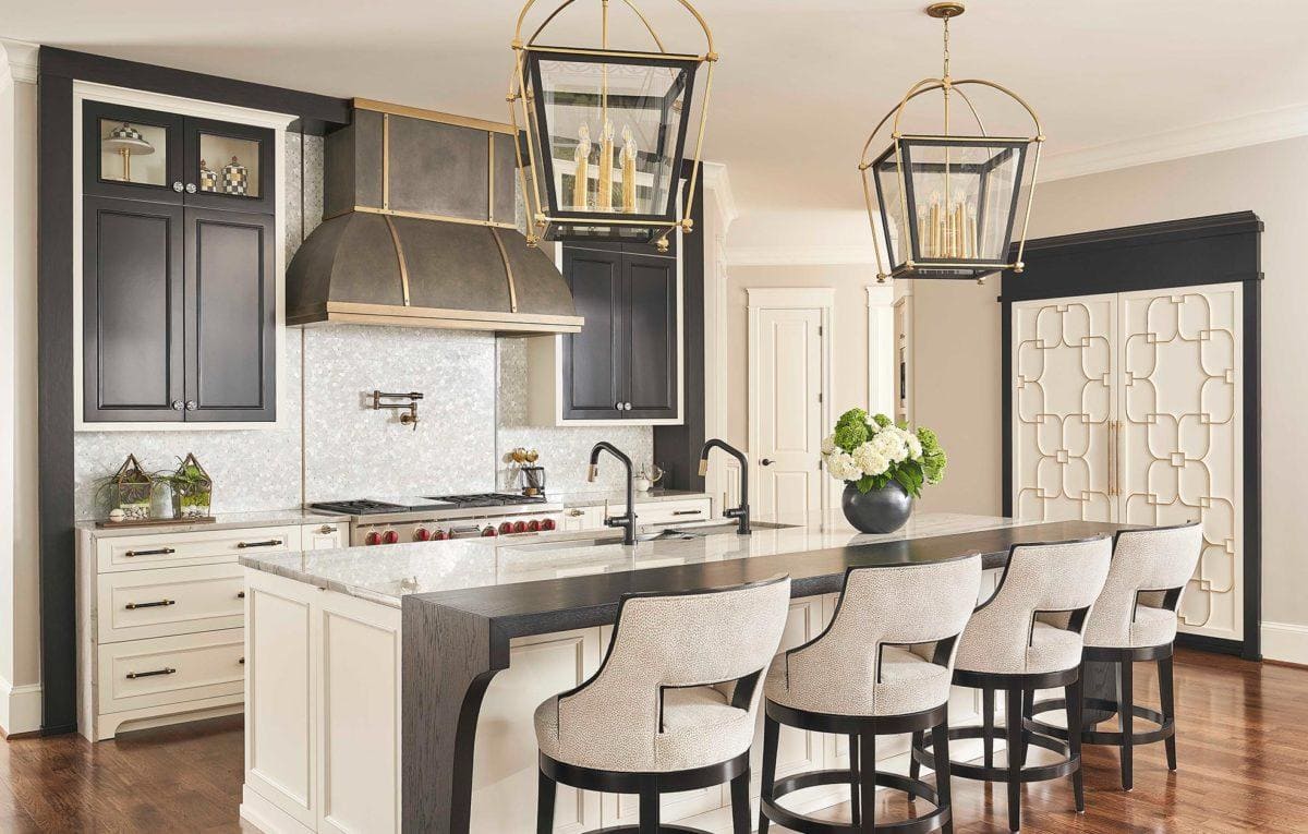 Feature Panel Pearl Drop