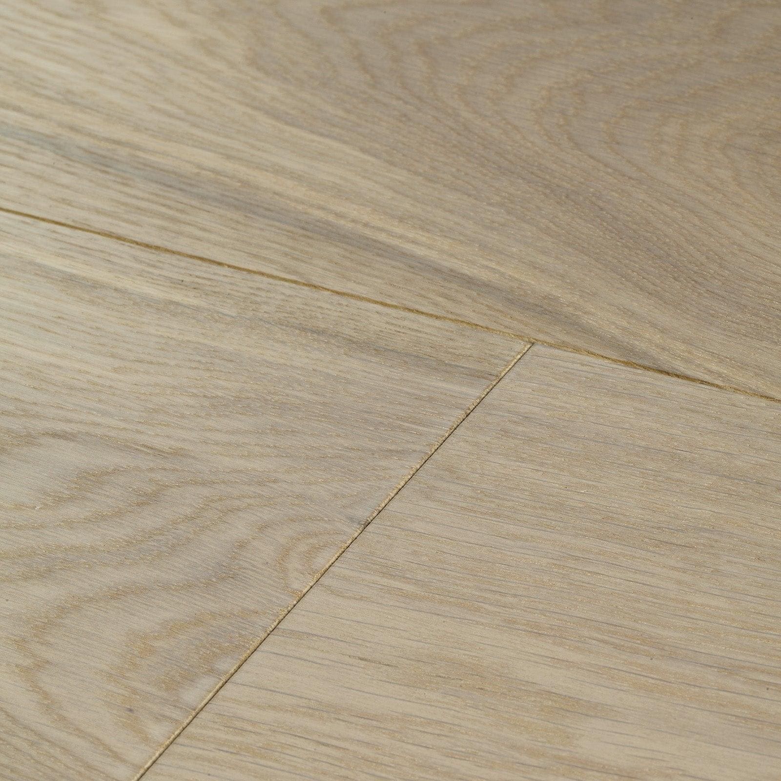 Harlech white oiled oak light oak hardwood flooring with natural wood grain pattern for interior use