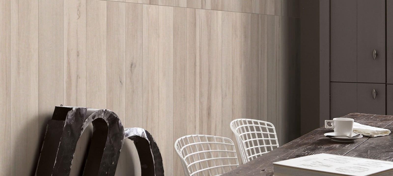 Travelling North White