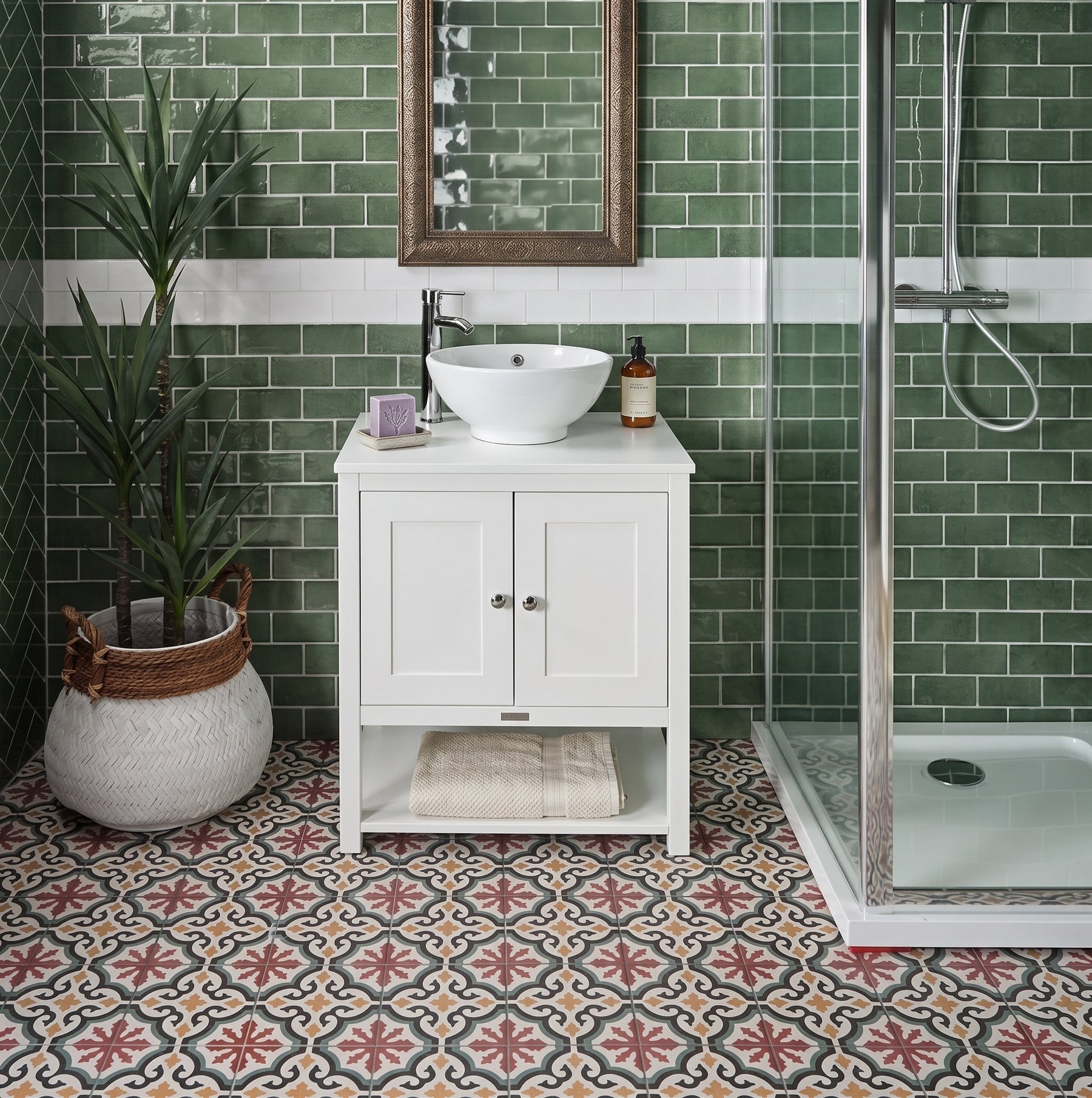 Choosing the best tiles for the bathroom: stylish and durable options