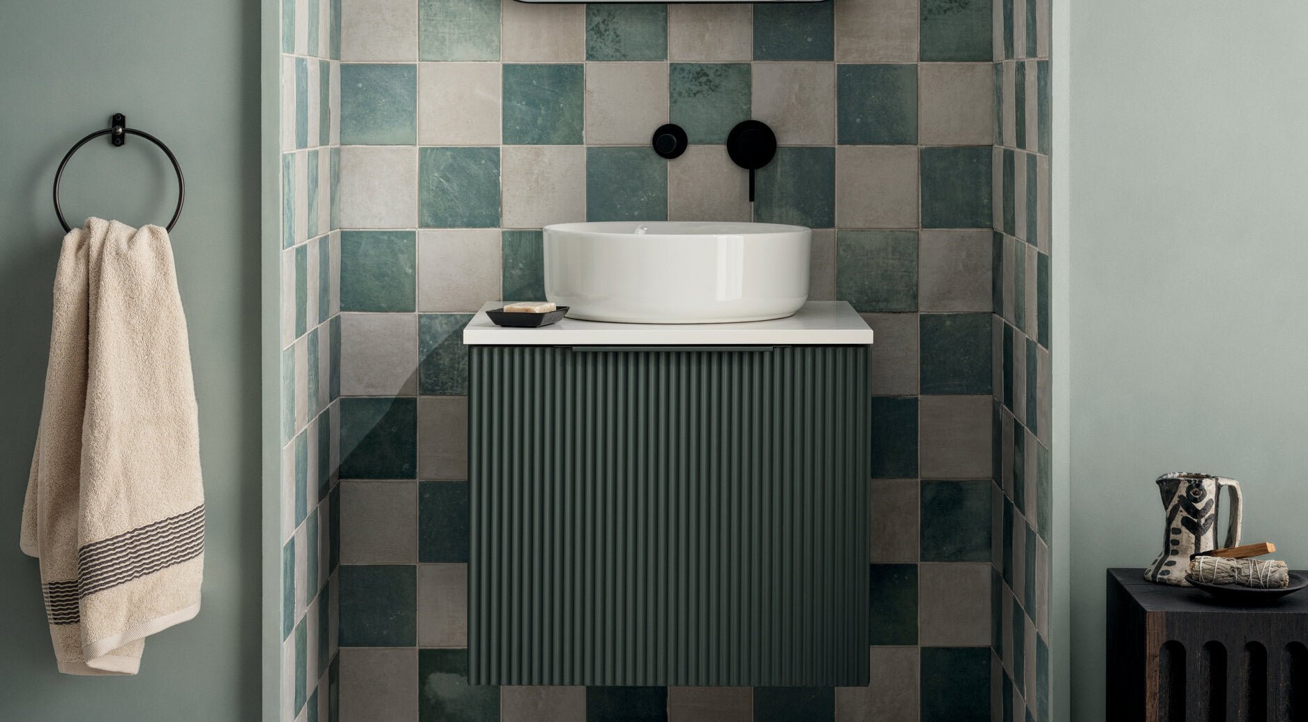 How to choose green tiles for your bathroom - Hyperion Tiles