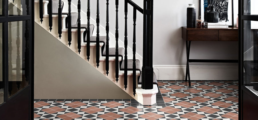 Victorian tiles for hallways: making a timeless choice for Christmas