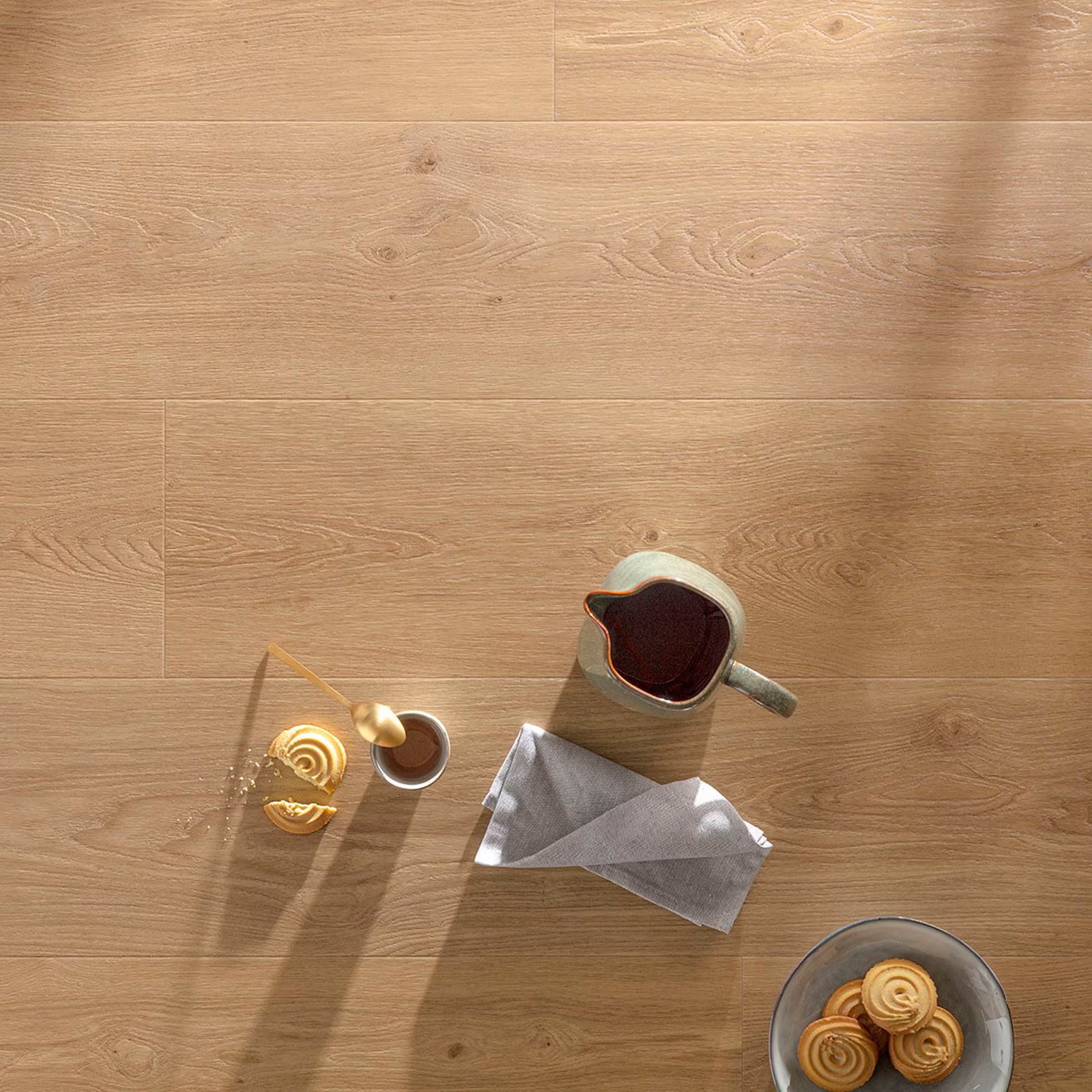 Cognac f019 long vinyl planks featuring light beige wood grain pattern with visible plank lines for flooring