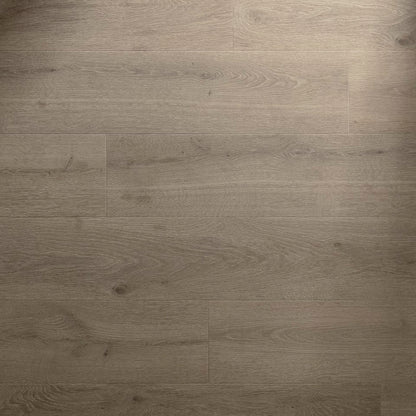 Stonehenge f053 vinyl planks featuring gray oak-look laminate flooring with natural wood grain texture
