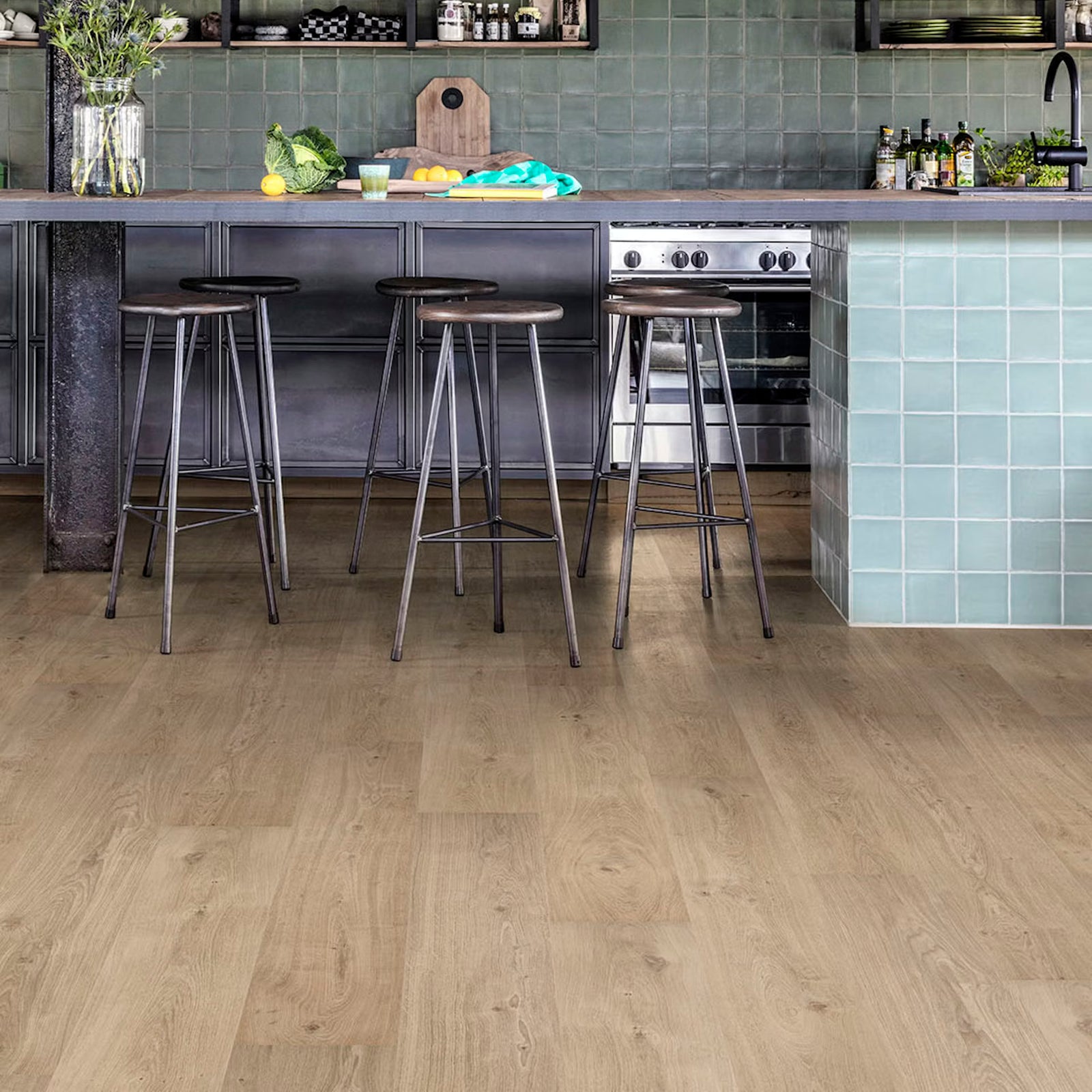 Champagne f017 long vinyl planks featuring light oak wood-look laminate flooring with natural grain pattern