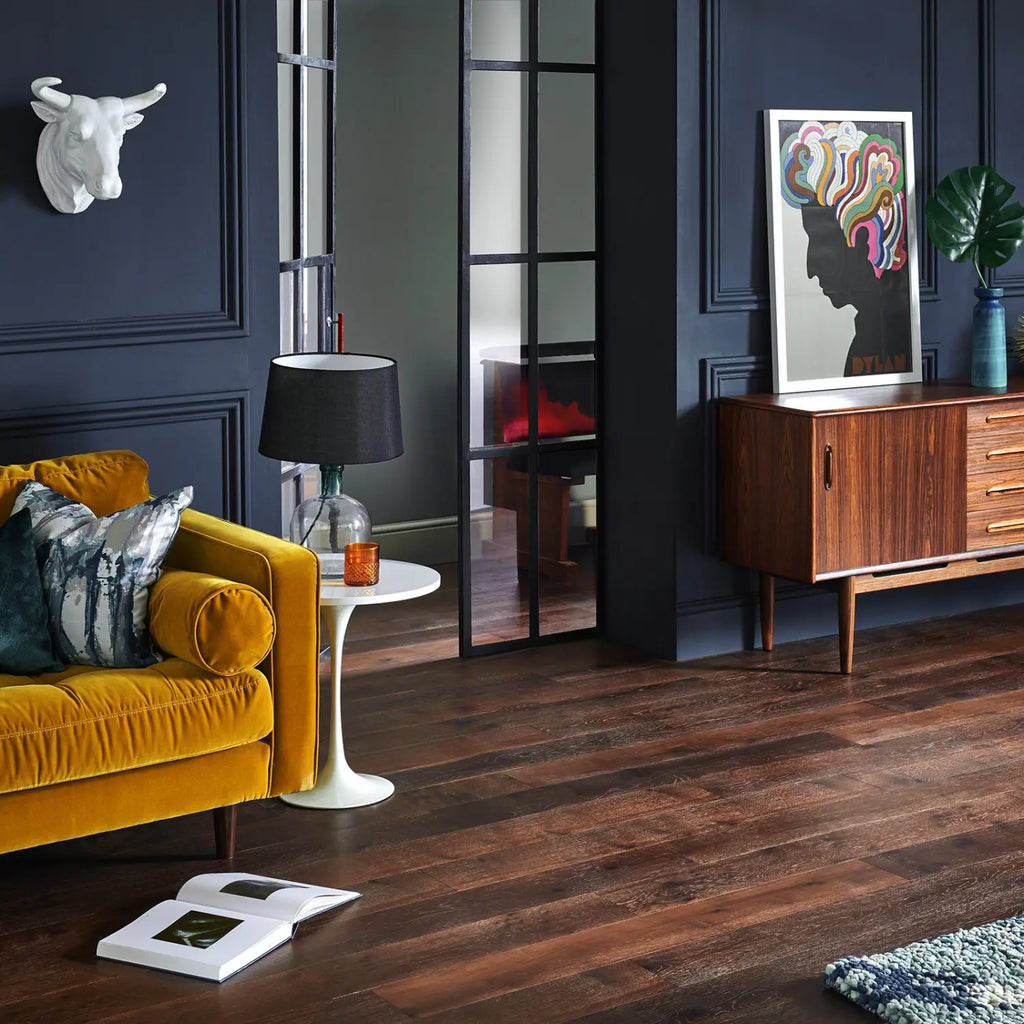 Lynton Weald Oak engineered oak flooring for the living room by Woodpecker for Hyperion Tiles
