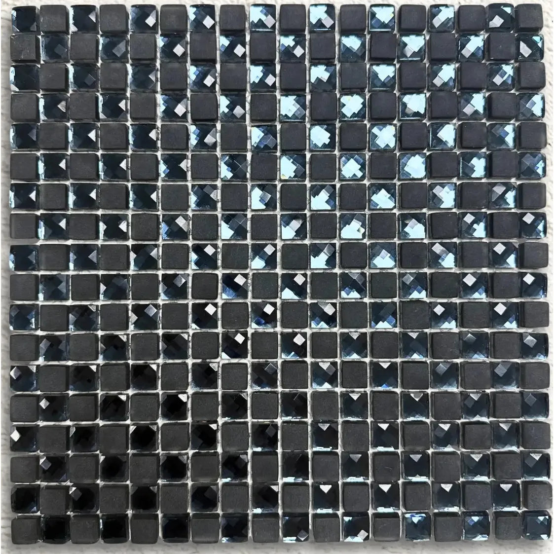 Spectrum Moonlight 31.6 x 31.6cm glass mosaic tile face