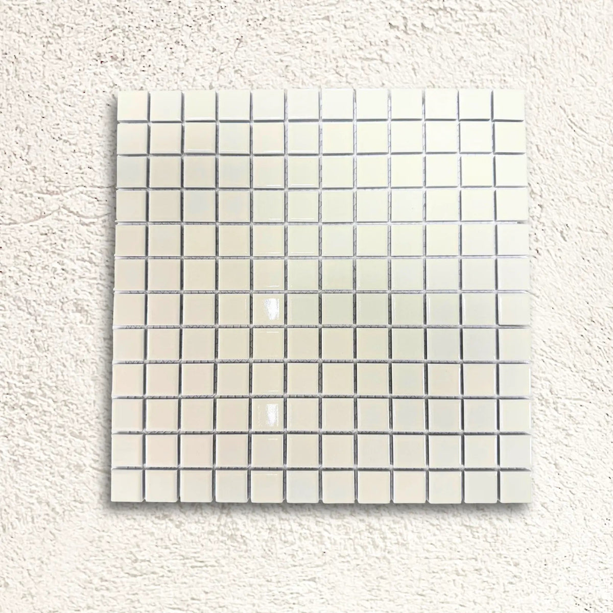 Ceramic Pool Vanilla 23 x 23mm porcelain mosaic tile face