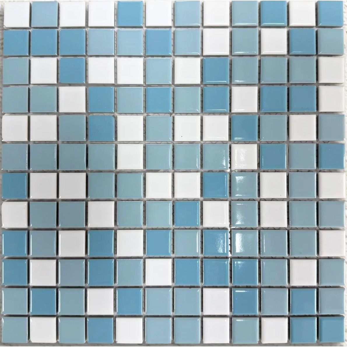 Ceramic Pool Caribbean 23 x 23mm porcelain mosaic tile face
