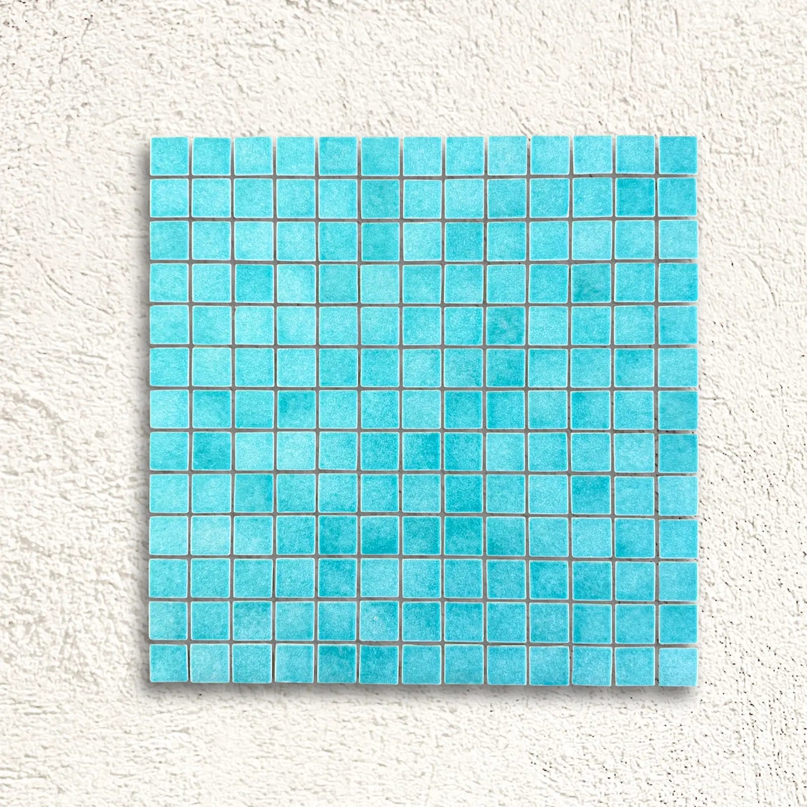 Harmonie Bahamas 25 x 25mm Mosaic Porcelain Tile in a bathroom setting