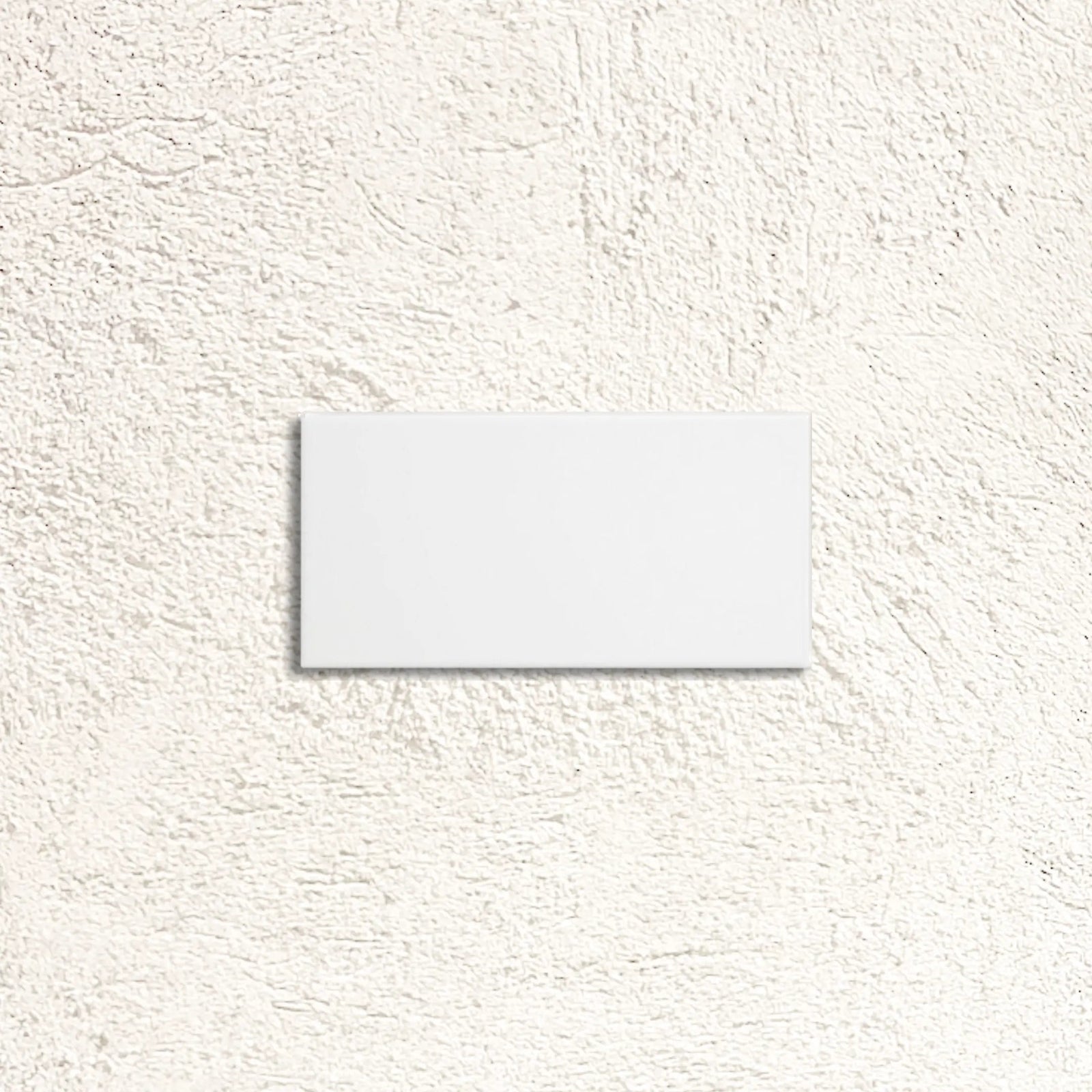 Metro White Gloss Flat 10 x 20cm Ceramic Tile – close-up detail