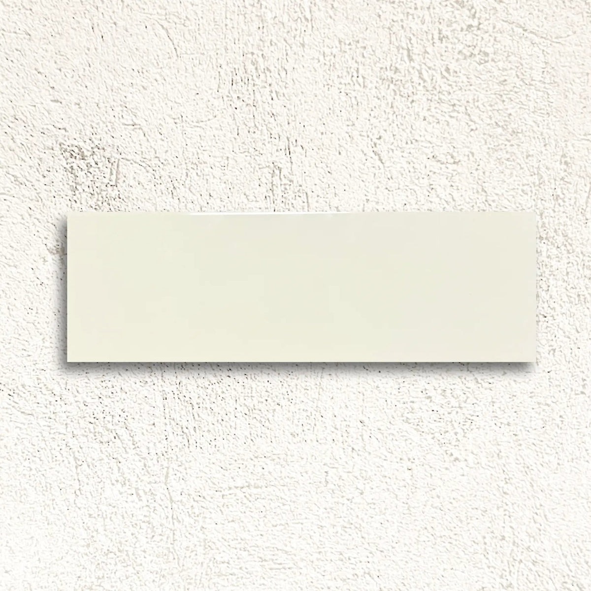 Metro Plus Cream Gloss Flat 10 x 30cm Ceramic Tile – close-up detail