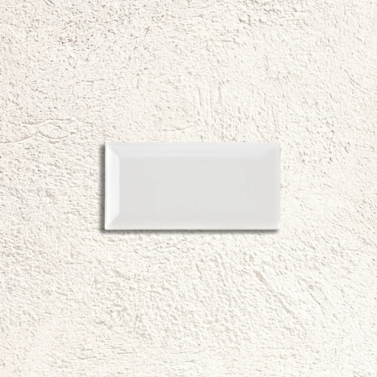 Metro White Gloss Bevelled 10 x 20cm Ceramic Tile – close-up detail