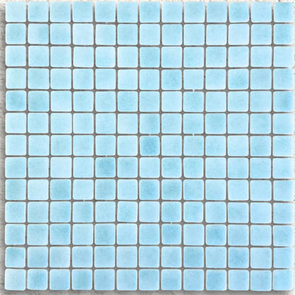 Niebla Foggy Light Blue 33.3 x 33.3cm glass mosaic tile face