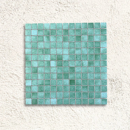 Niebla Giava 33.3 x 33.3cm green glass mosaic tile face