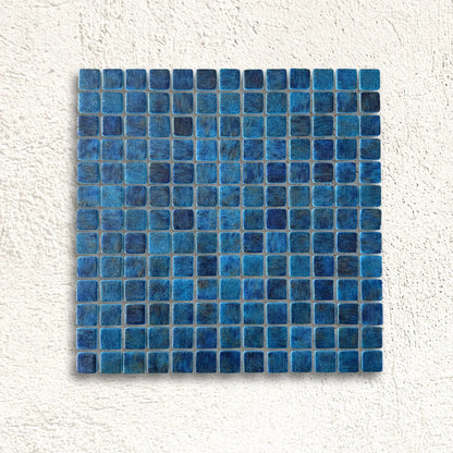 Niebla Paradise Zafiro 33.3 x 33.3cm sapphire blue glass mosaic tile face