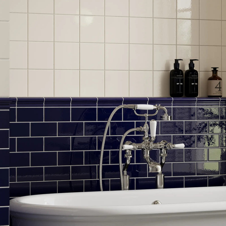 Windsor Antique White 15 x 15cm ceramic tile room setting
