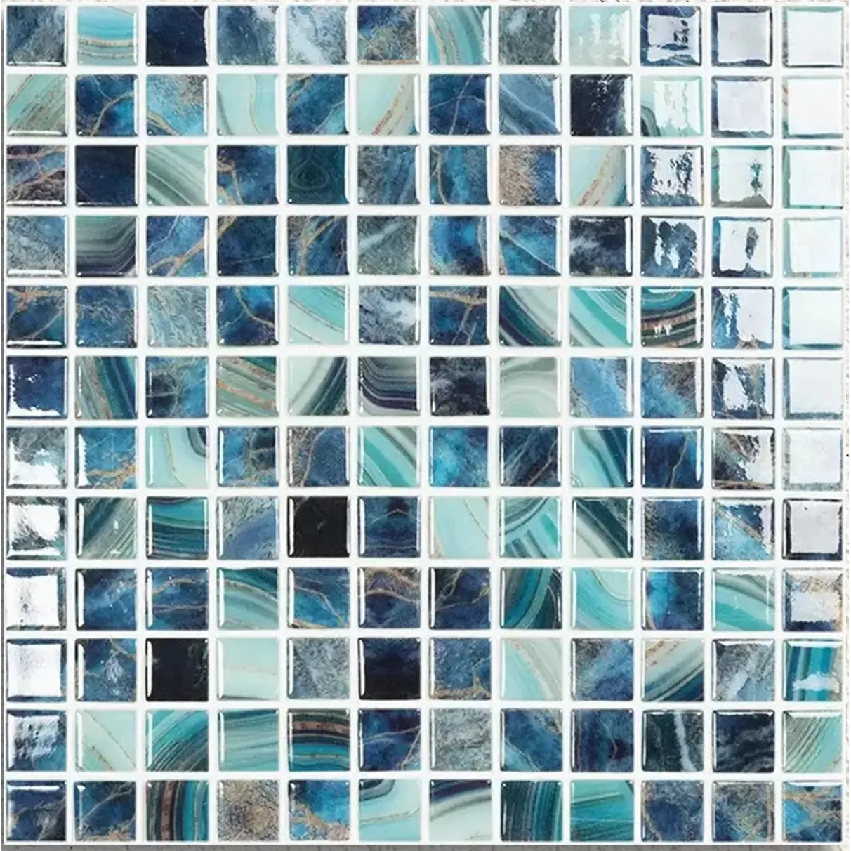 Nature Royal 31.7 x 31.7cm blue glass mosaic tile face