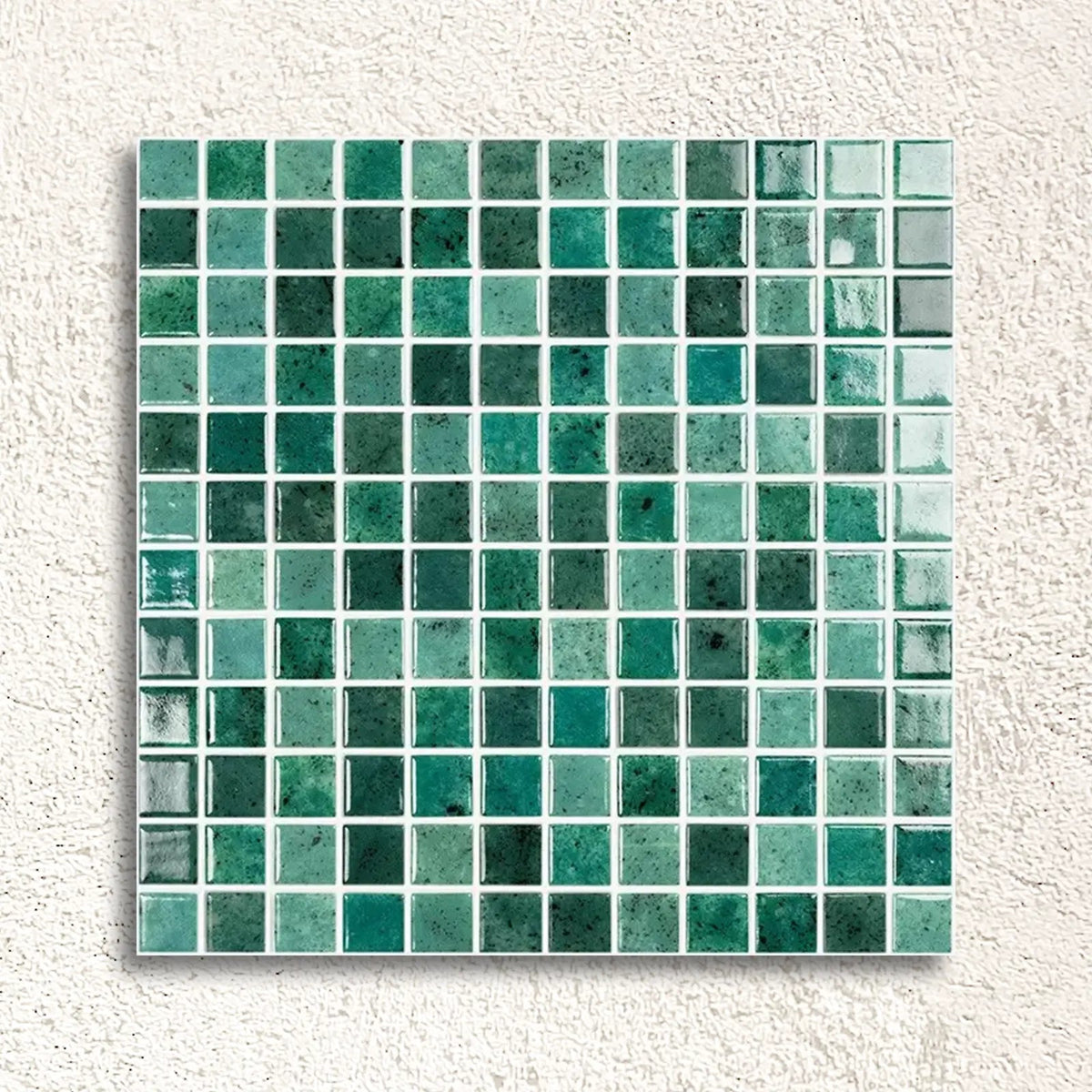 Nature Bali 31.7 x 31.7cm green glass mosaic tile face