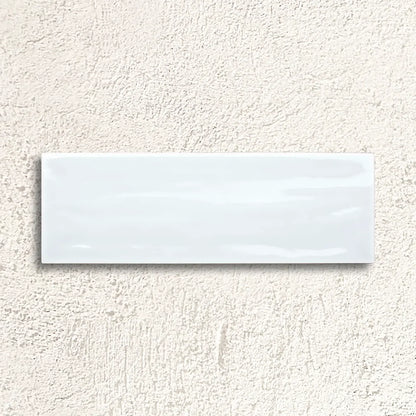 Aria Ice Gloss 10 x 30cm glazed ceramic metro tile face