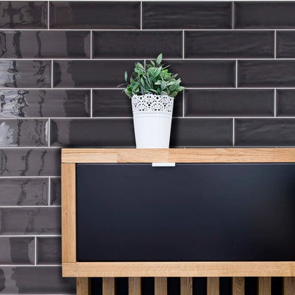 Aria Black Gloss 10 x 30cm