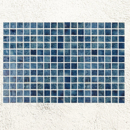 Aquastyle Arrecife Blue 25mm glass mosaic sheet face detail