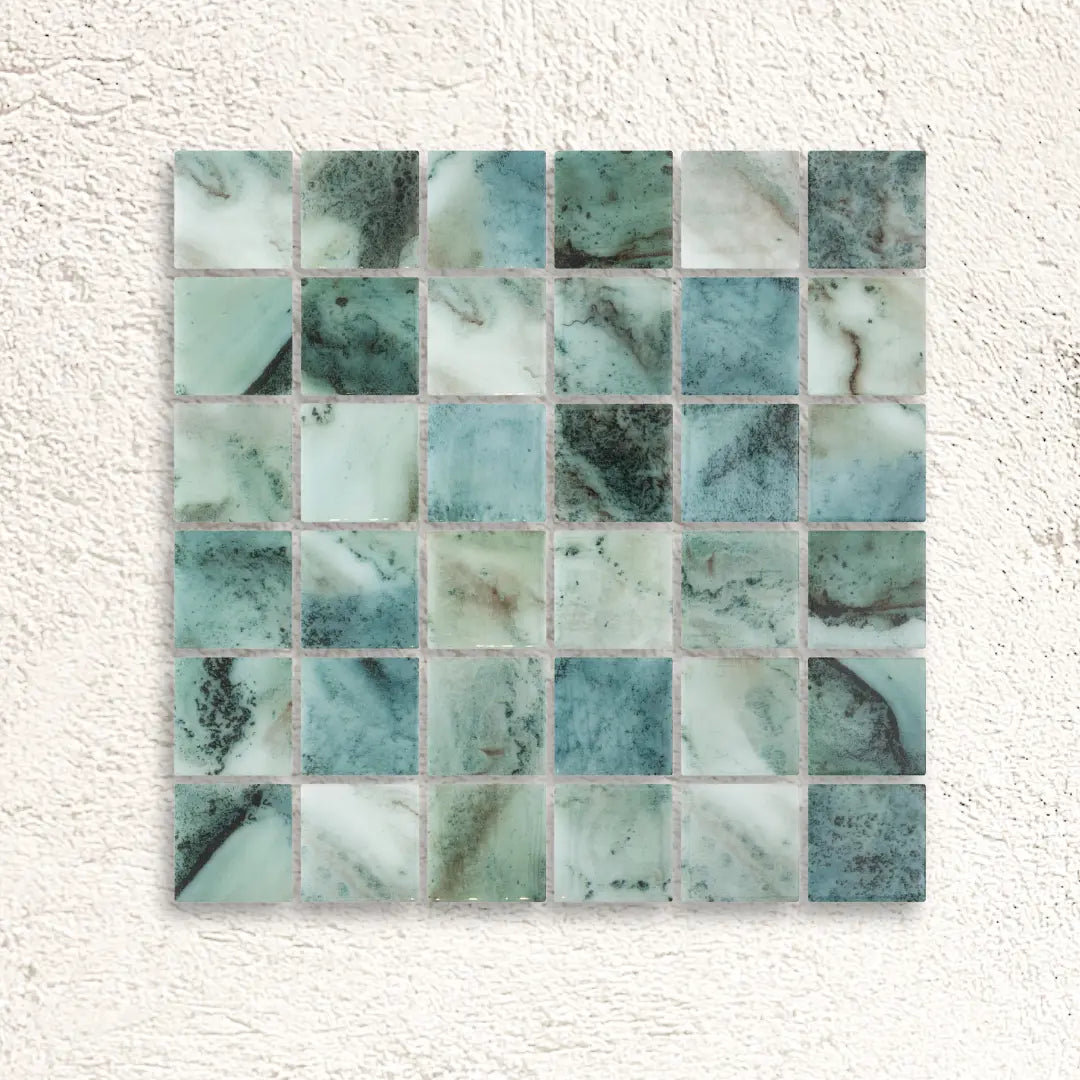 Maldives Penta Caribu 31.1 x 31.1cm glass mosaic tile face