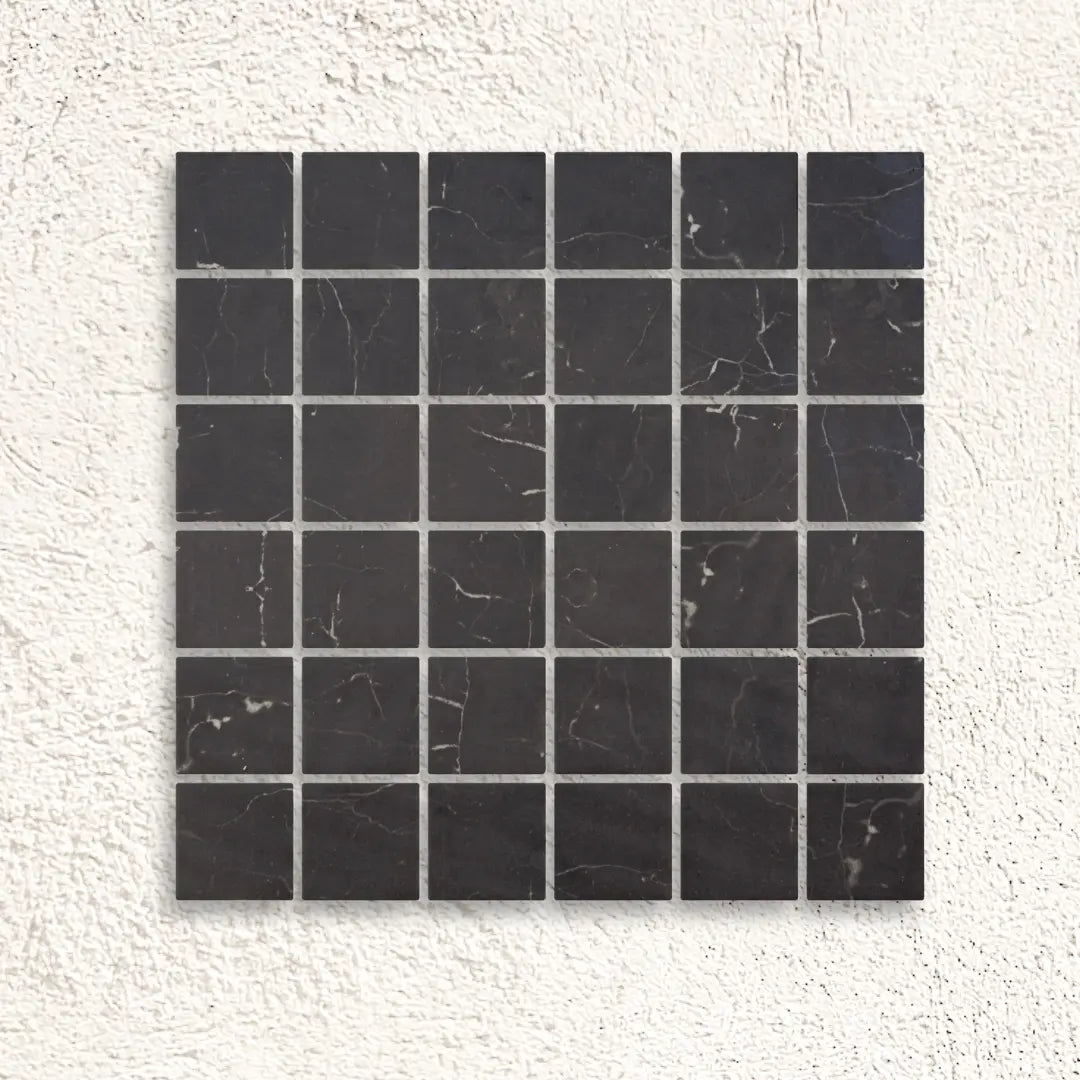 Seychelles Penta Nero Calatorao Matte 31.1 x 31.1cm black glass mosaic tile face