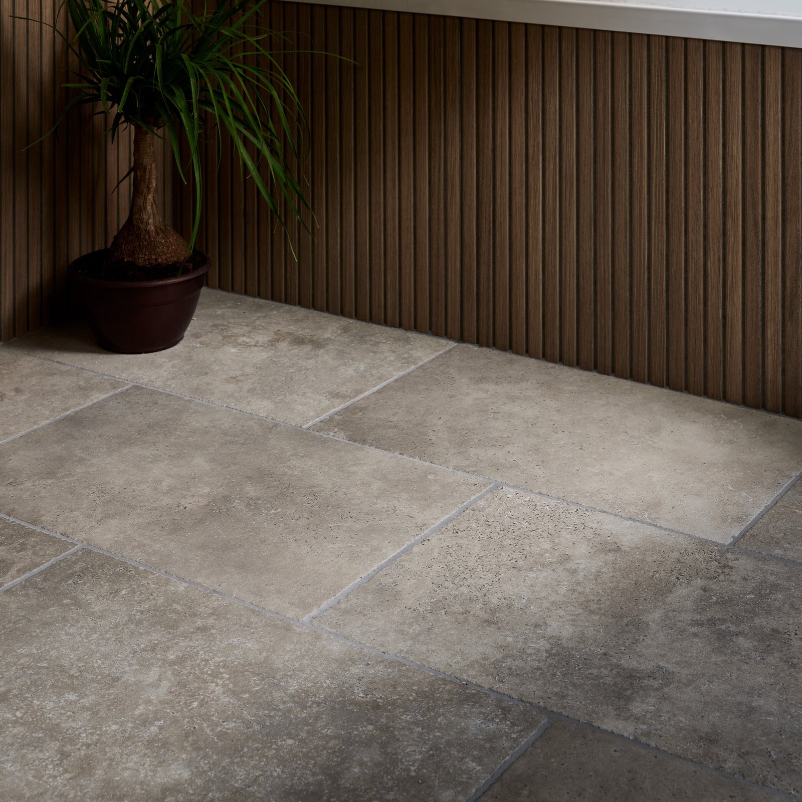 Ascoli Porcelain Grigio 40 x 40cm Wall & Floor Tile – close-up detail