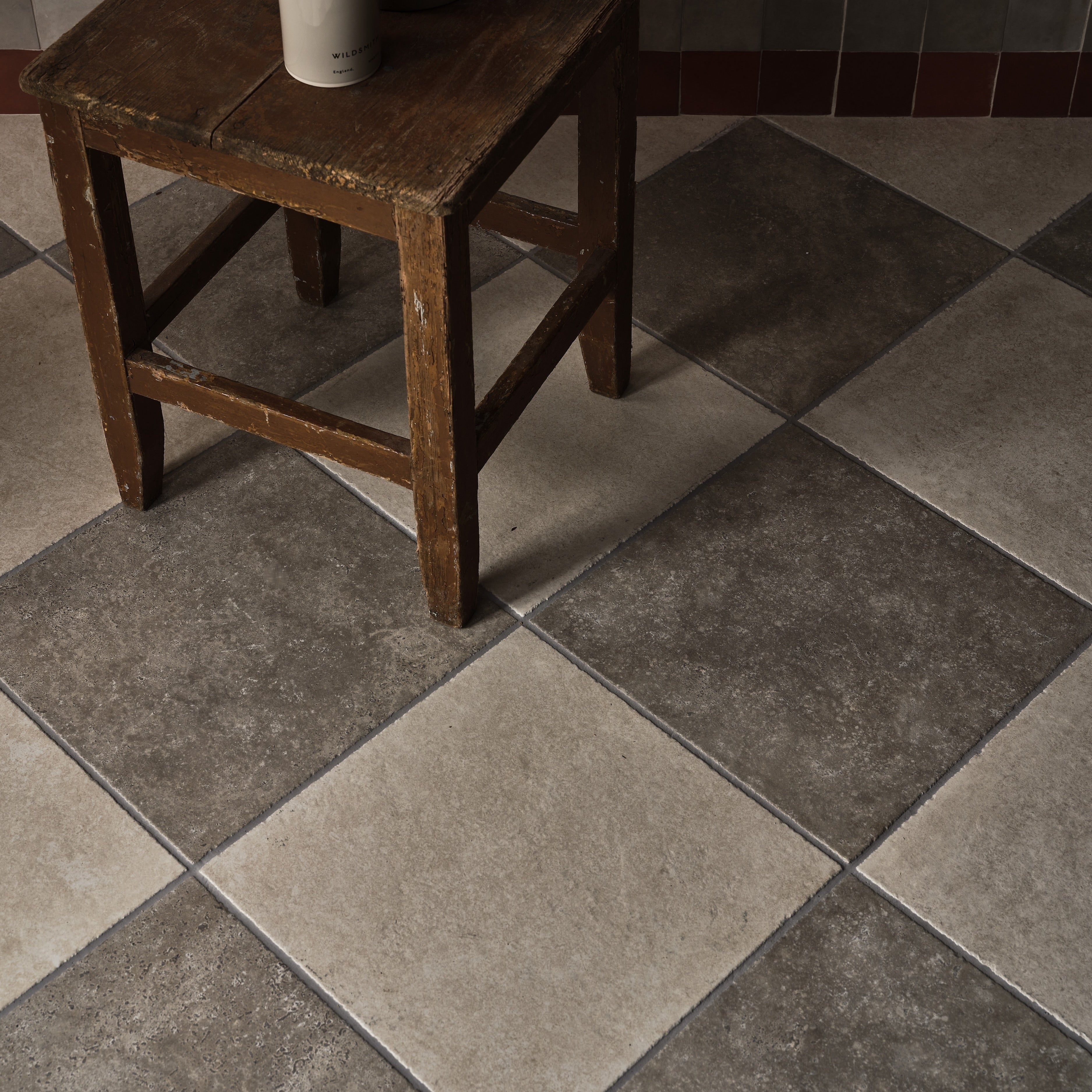 Ascoli porcelain grigio floor tiles with checkerboard pattern in gray and beige matte stone finish 40 x 40 cm