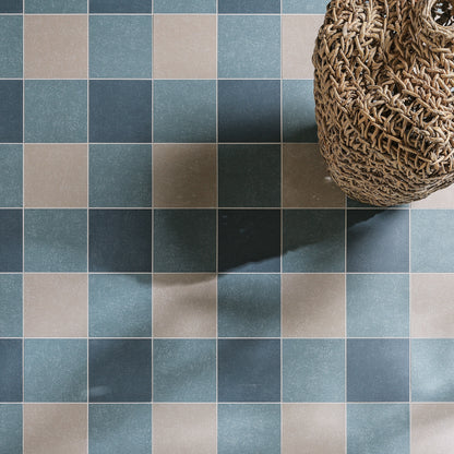 Aventuras Blue Field Porcelain – detail view 2
